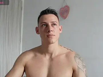 Stripchat Adult Webcam of Muscle_King_Cum