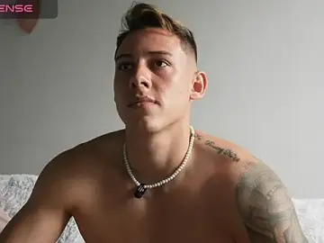Stripchat Nude Webcam of Muscle_King_Cum