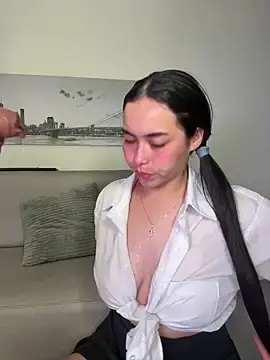 Stripchat Live Porn of SophieRoyals
