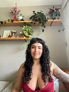 Stripchat Sex Cam of SugarTroubl33