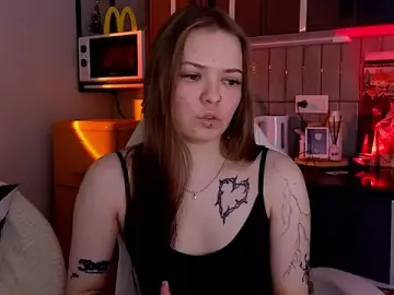 Stripchat Live Sex Cam of doll_lol_