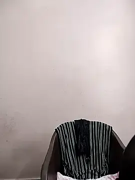 Stripchat Nude Webcam of Kiritika_1