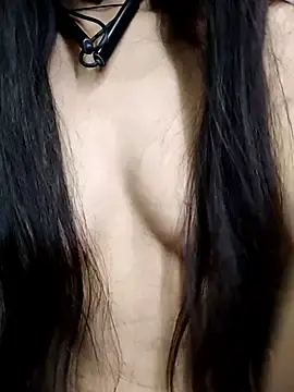 Stripchat Nude Webcam of Kiritika_1