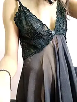 Stripchat Free Porn Cam of Kiritika_1