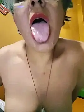 Stripchat Live Sex of illona71