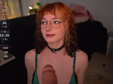 Stripchat Live Sex Cam of AliceHorngry