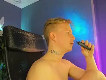 Stripchat Free Porn Cam of AlexxSweet