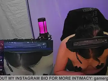 Stripchat Watch Live Sex Cams of Gamergirl-Linela