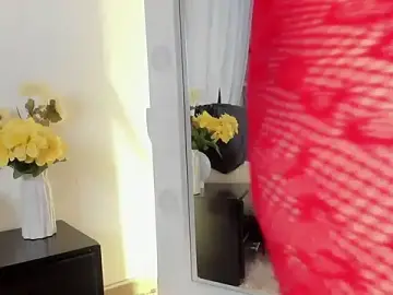Stripchat Live Sex Cam of cami_cruzz