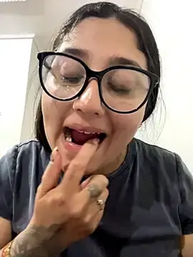 Stripchat Best live sex cam show of croftsmila