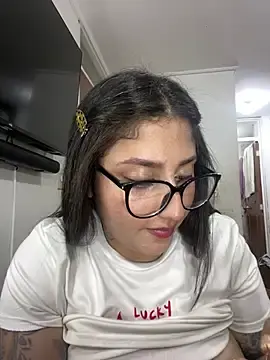 Stripchat Free Porn Cam of croftsmila