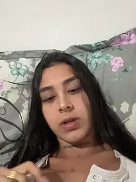 Stripchat Watch Live Sex Cams of paisitahot1975