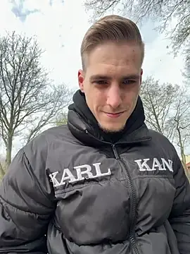 Stripchat Free Live Porn of Cookieboy88