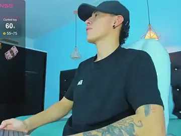 Stripchat Live Porn of Lobo_17_