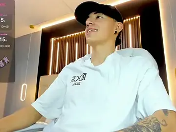 Stripchat Free Live Porn of Lobo_17_