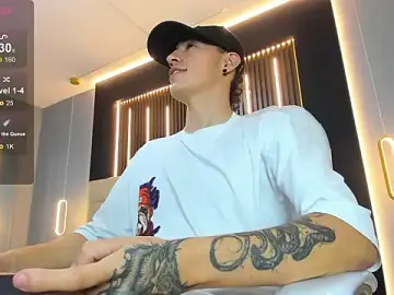 Stripchat Best live sex cam show of Lobo_17_