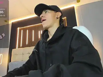 Stripchat Live Sex of Lobo_17_