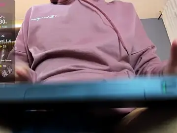 Stripchat Best live sex cam show of Lobo_17_