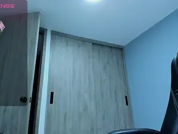 Stripchat Best Webcam of Lobo_17_