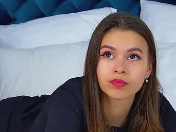 Stripchat Live Sex Cam of PollyLanders