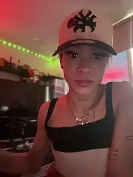 Stripchat Nude Webcam of stormytt_