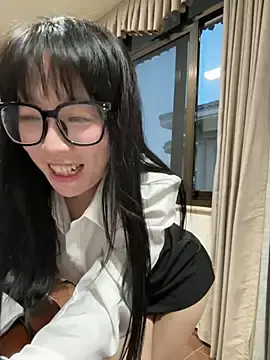 Stripchat Free Porn Cam of yourkeer