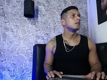 Stripchat Best Webcam of Chris_Dick23