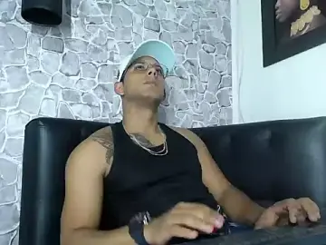 Stripchat Adult Webcams of Chris_Dick23