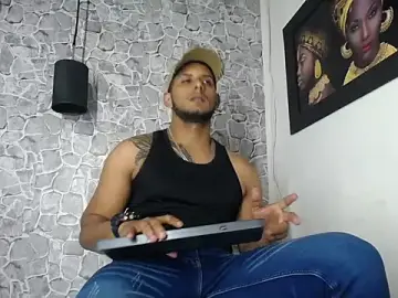 Stripchat Adult Video Chat of Chris_Dick23