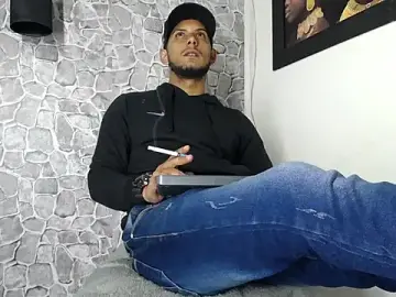 Stripchat Sex Chat of Chris_Dick23
