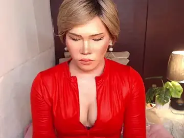 Stripchat Sex Cam of Ur_exotic_Rarebeautyxx