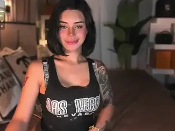 Stripchat Live Sex Cam of ParisianDoll