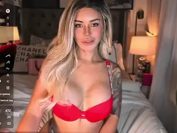 Stripchat Best live sex cam show of ParisianDoll