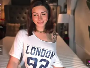 Stripchat Free Porn Cam of ParisianDoll