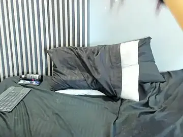 Stripchat Watch Live Sex Cams of KarineWine