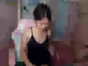 Stripchat Free Live Porn of young_salsalita