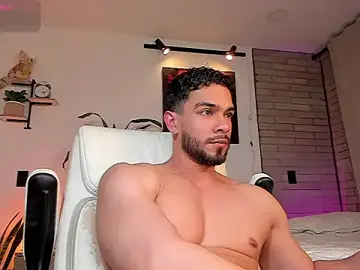 Stripchat Best live sex cam show of Josseph1_