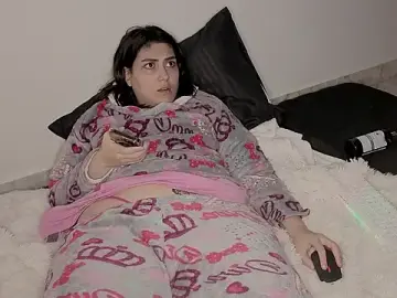 Stripchat Watch Live Sex Cams of soysara15