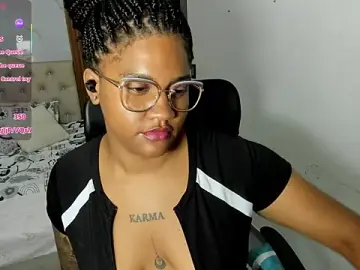 Stripchat Nude Webcam of ZahraRose