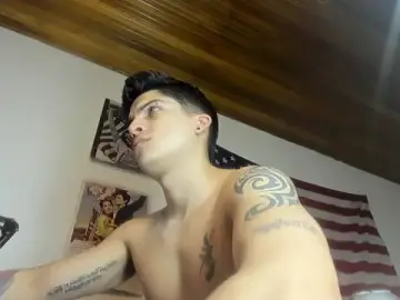 Stripchat Free Live Porn of charlie_hotxxx