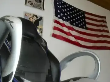 Stripchat Adult Webcams of charlie_hotxxx