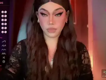 Stripchat Live Porn of madam_agnes1