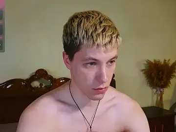 Stripchat Live Sex Cam of -ethan7inches-