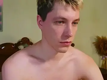 Stripchat Live Porn of -ethan7inches-