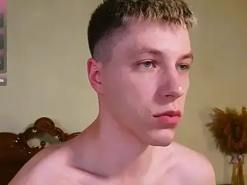 Stripchat Watch Live Sex Cams of -ethan7inches-