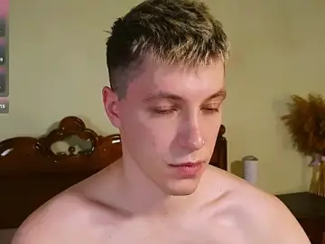 Stripchat Free Porn Cam of -ethan7inches-