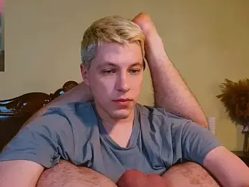 Stripchat Live Sex Cam of -ethan7inches-