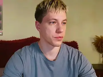 Stripchat Watch Live Sex Cams of -ethan7inches-