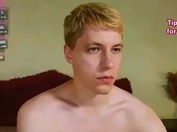 Stripchat Sex Cam of -ethan7inches-