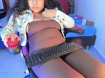 Stripchat Best live sex cam show of Lunastar02